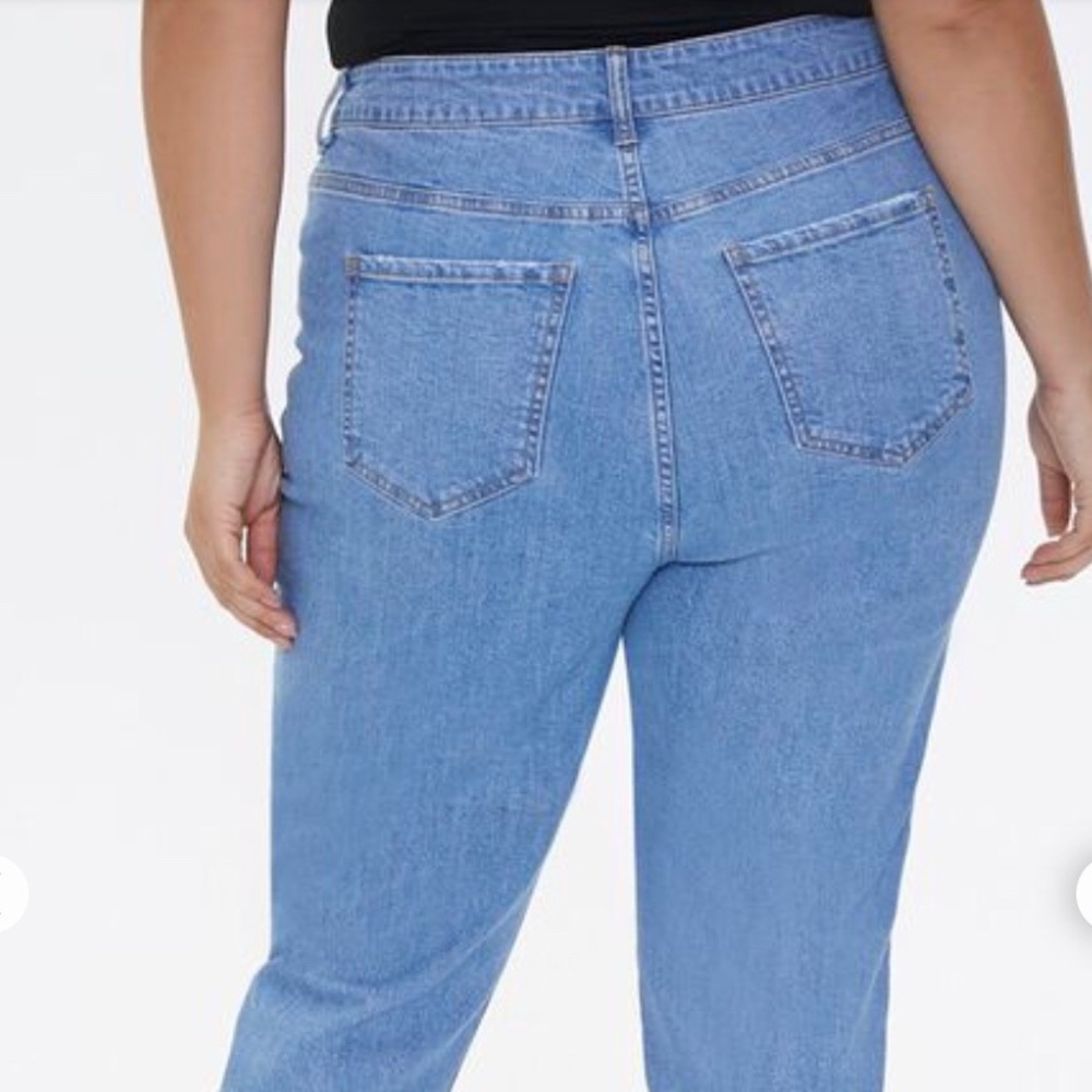 Distressed Mom Jeans - Picture 4 of 6